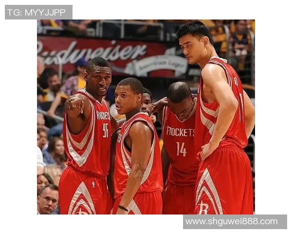 姚明在NBA的辉煌岁月与传奇生涯回顾
