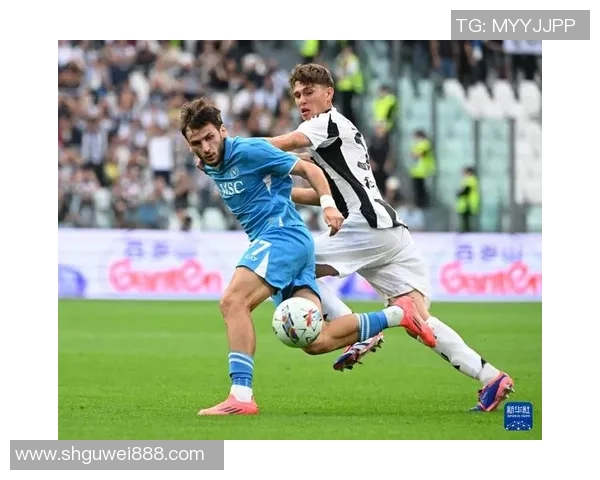 意甲焦点战尤文图斯与那不勒斯握手言和争议判罚引发热议