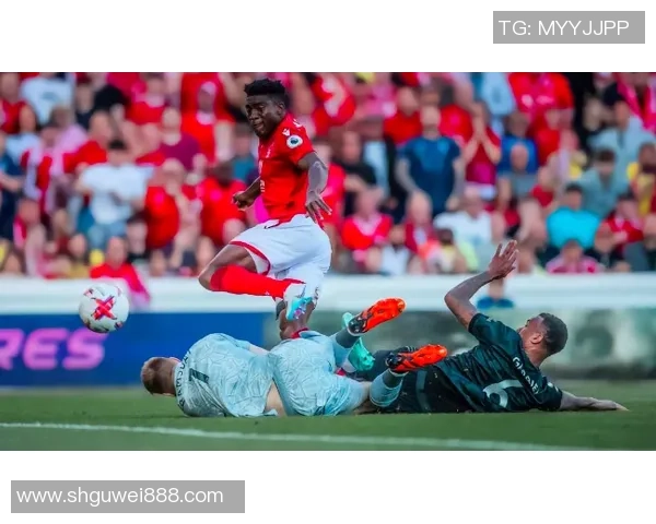 阿森纳逆袭拜仁6-2震惊世界杯历史冷门瞬间引发全场狂欢 阿森纳逆袭拜仁6-2震惊世界杯历史冷门瞬间引发全场狂欢